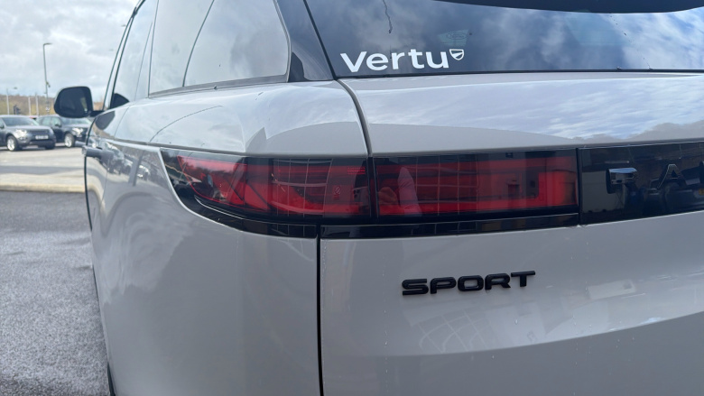 Land Rover Range Rover Sport 3.0 D250 Edition 5dr Auto Diesel Estate